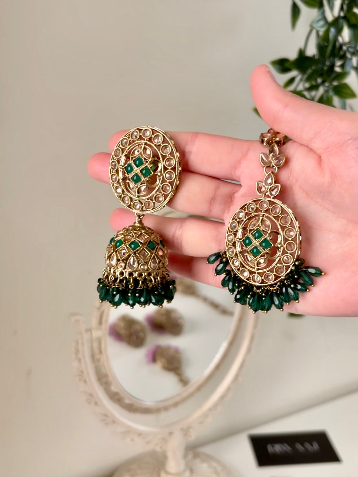 ZAINA - Jhumka Tikka Set