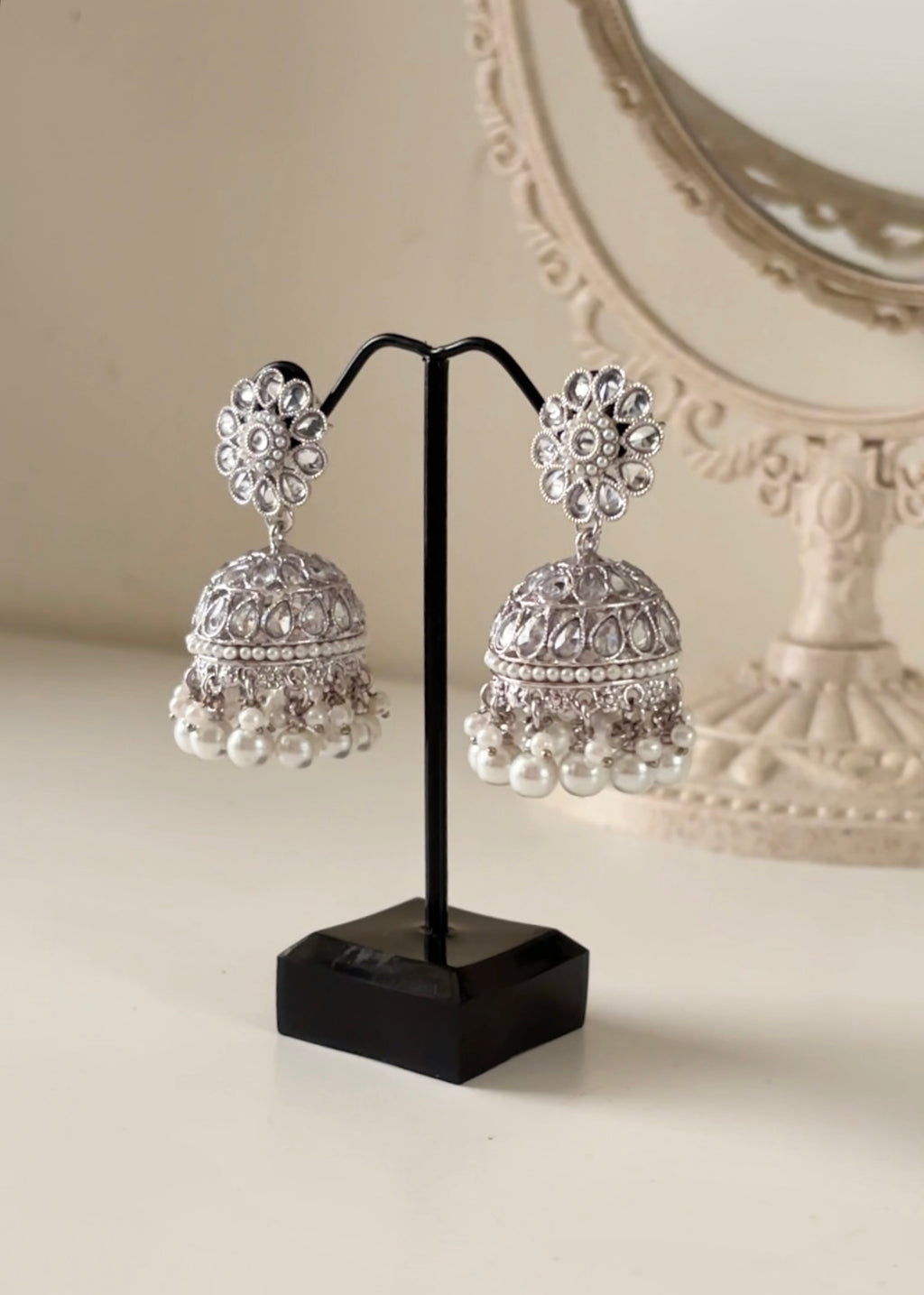 FLOR - Silver Jhumka