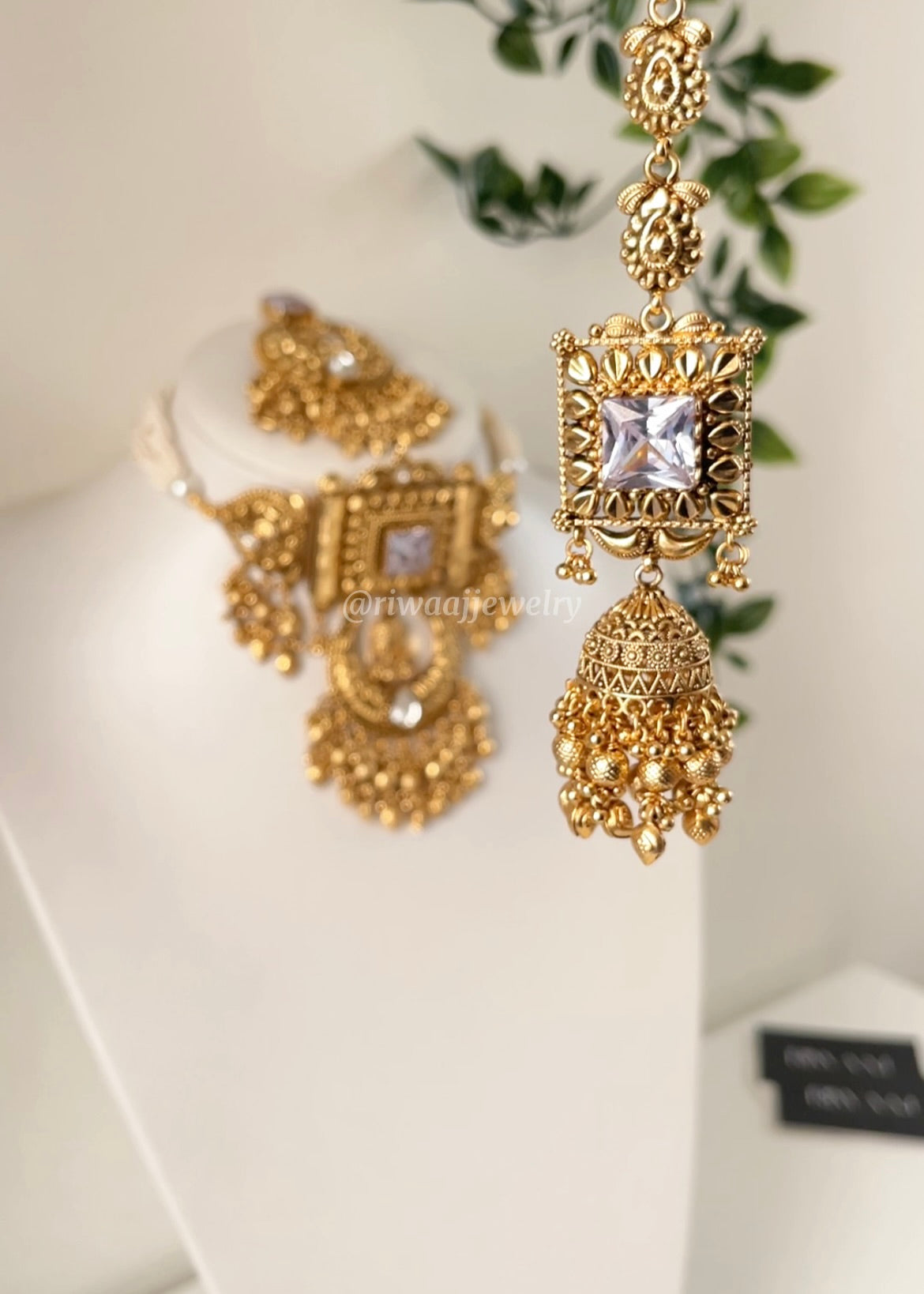TANVI - Heritage Choker/Necklace Set