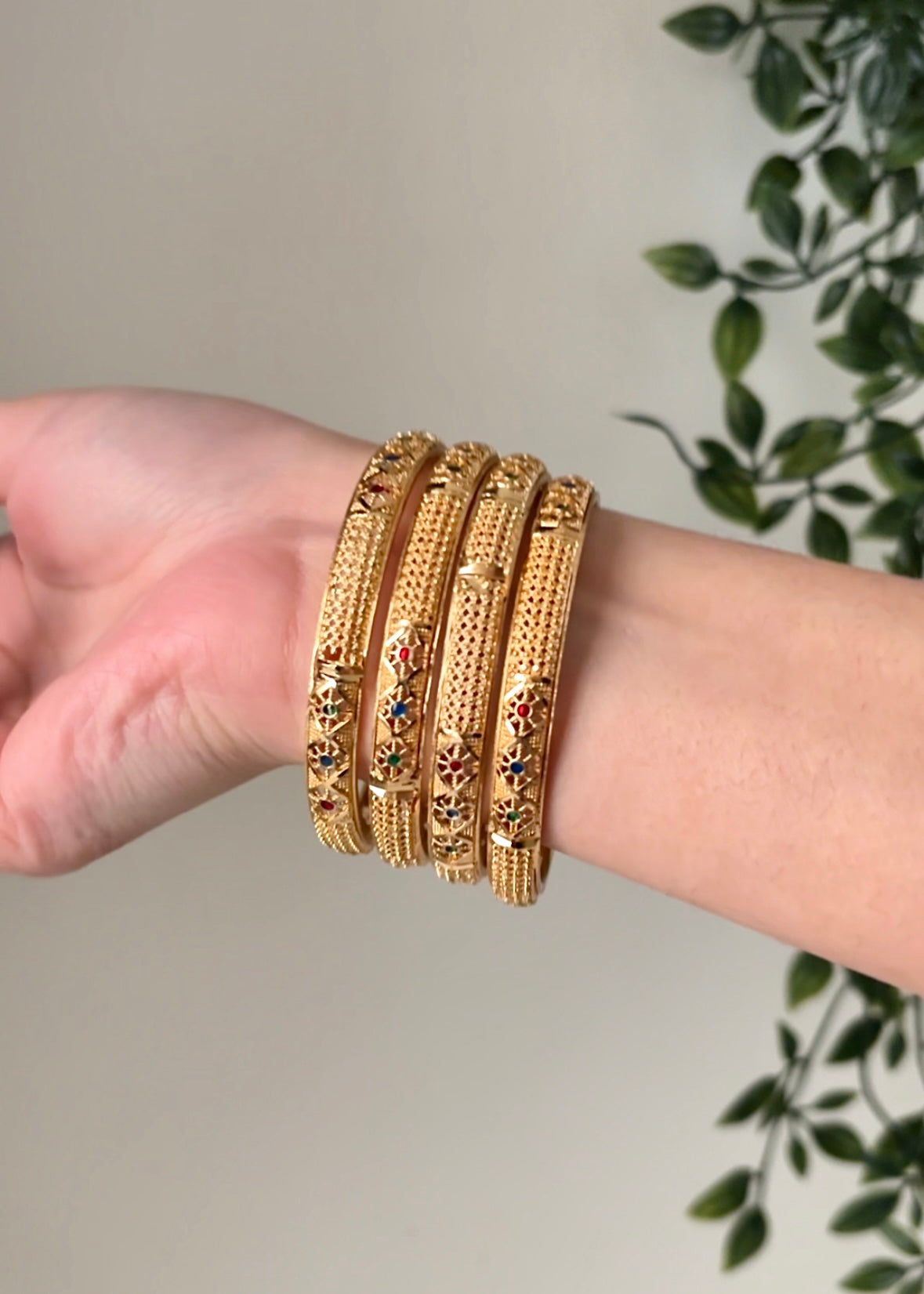 KISHMISH BANGLES - Set of 4