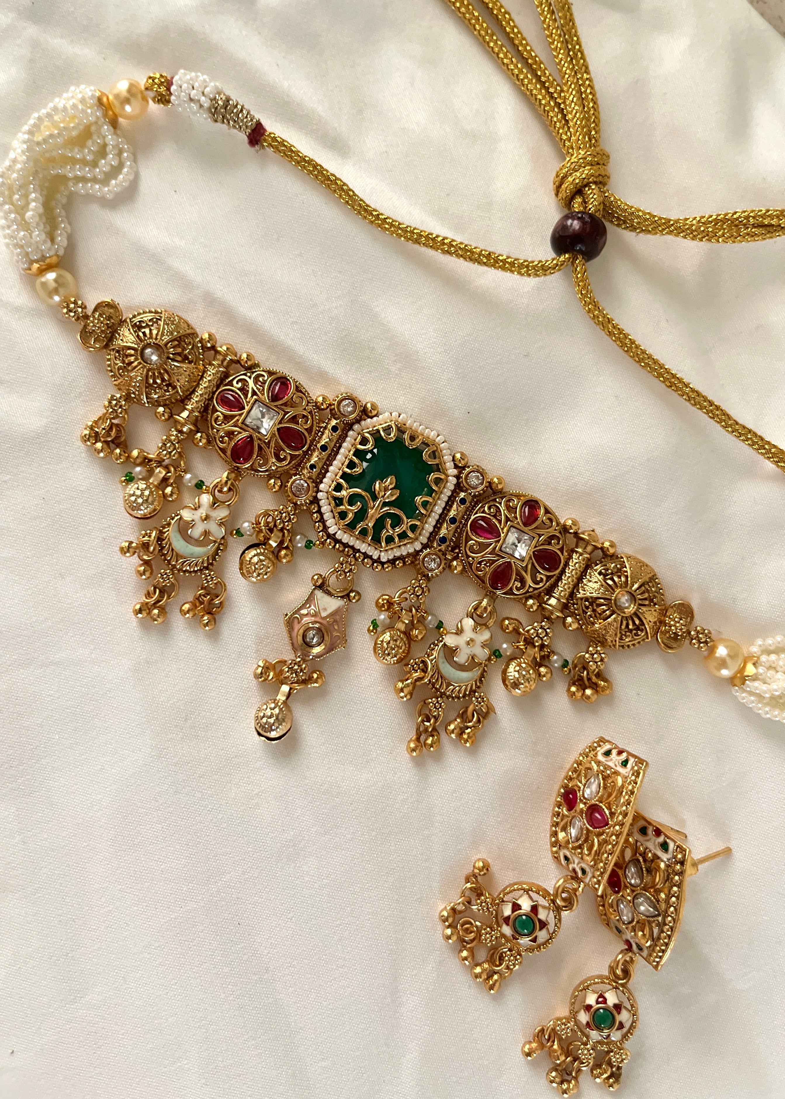 AARNA - Heritage Gold Plated Set