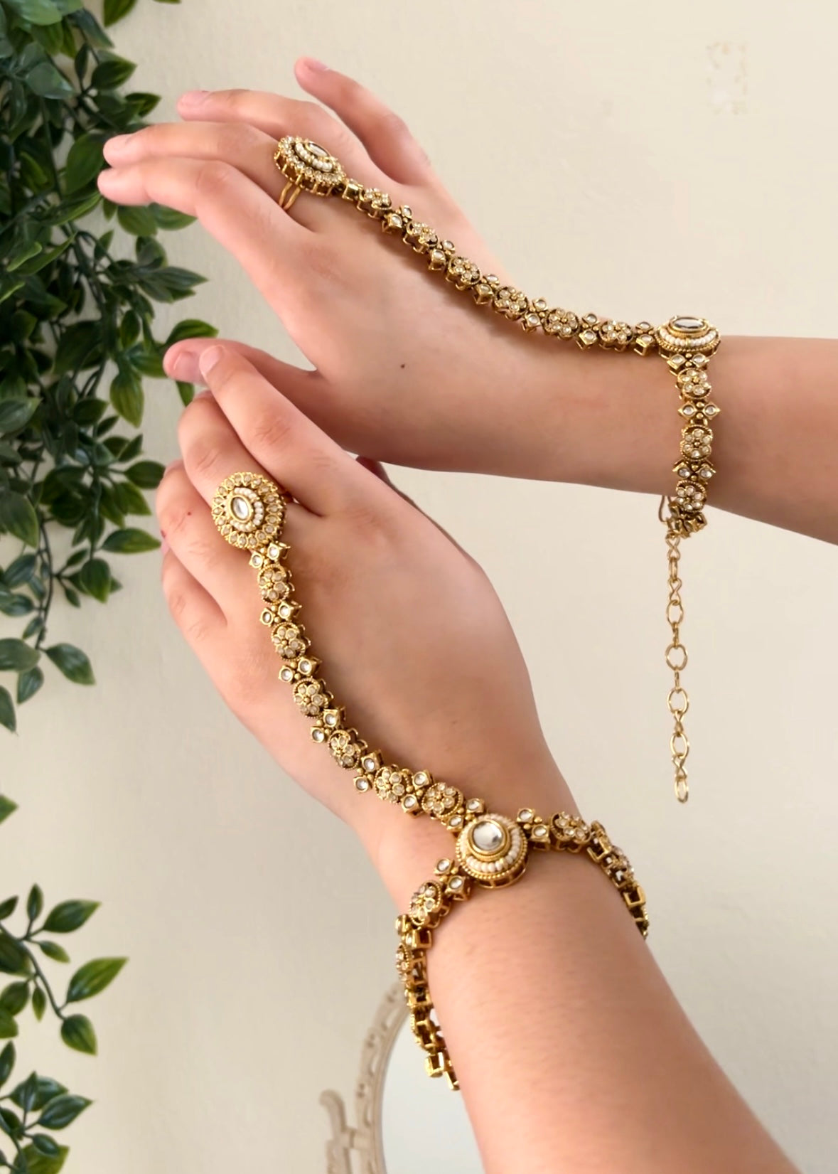 KIRAN - Gold Hathphool (Pair)