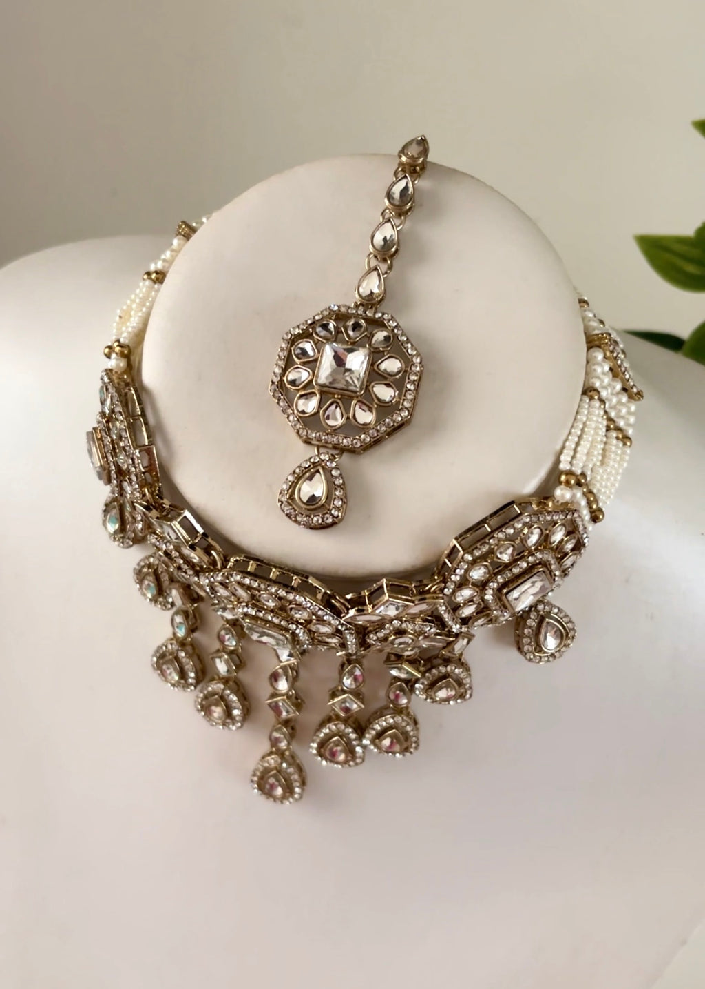 ONA - Kundan Choker Set