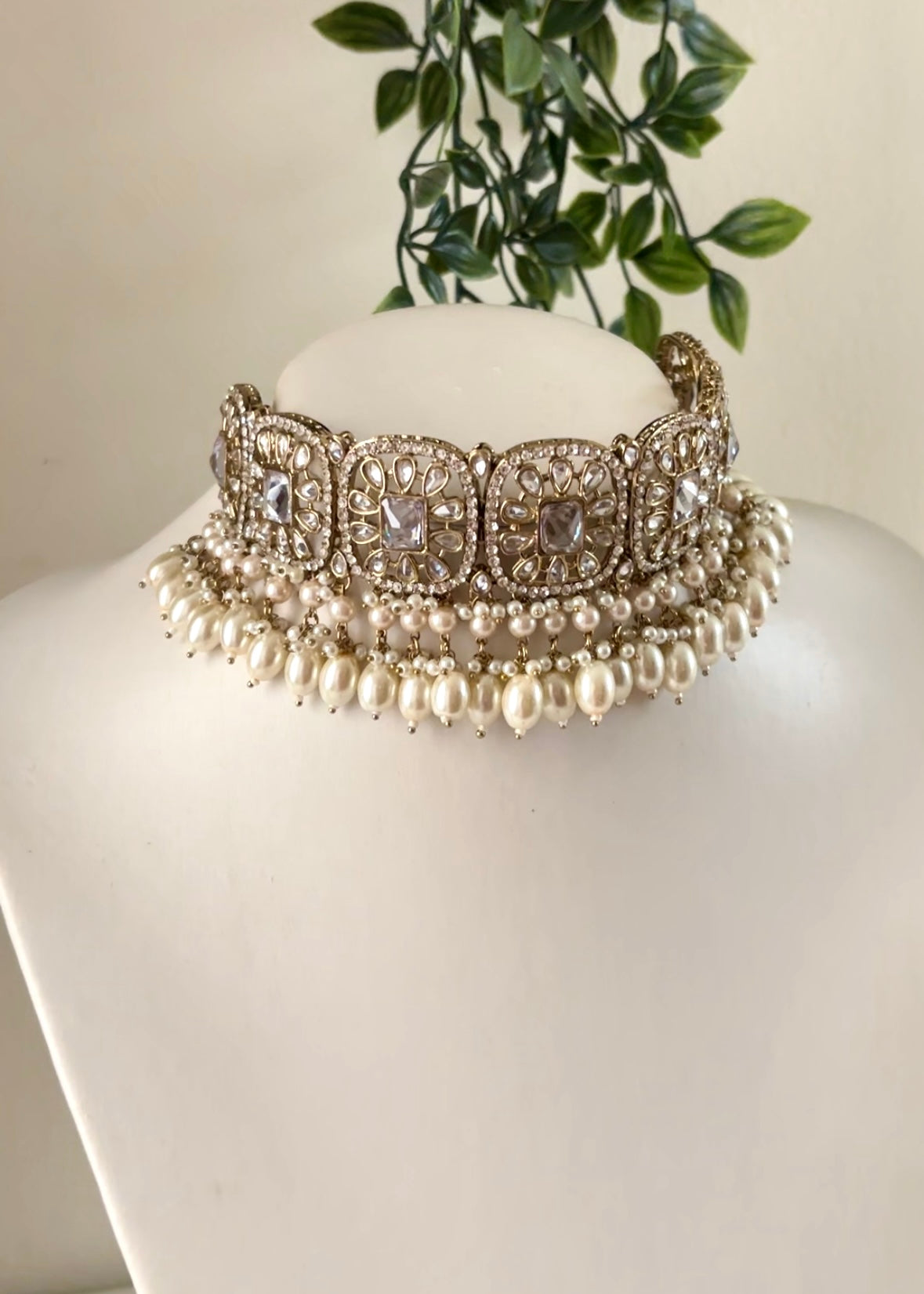 SIARA - Choker Set