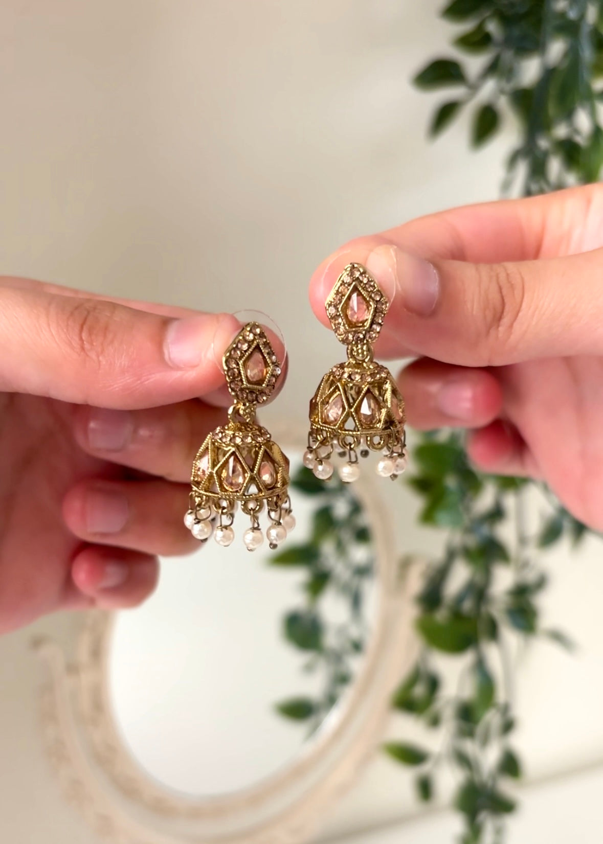 Mini Jhumki