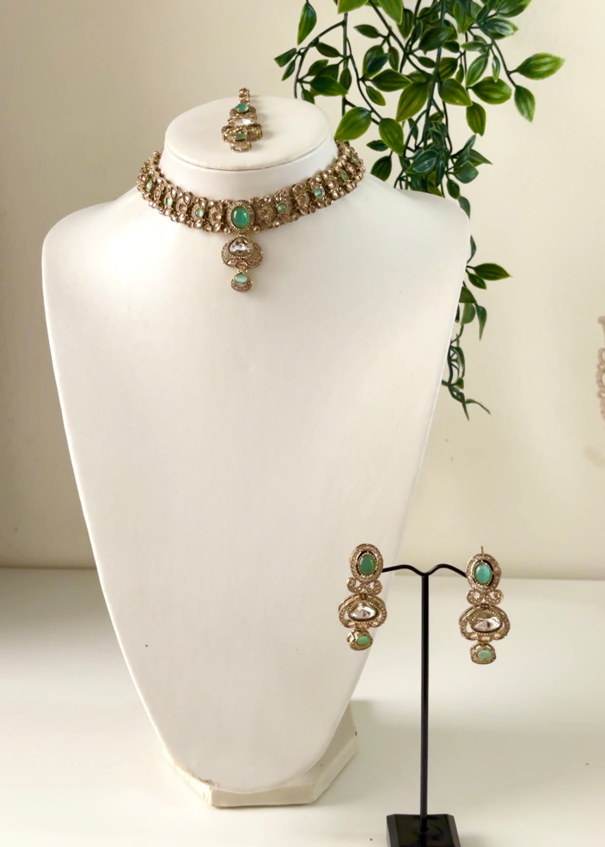RIYA - Necklace Set