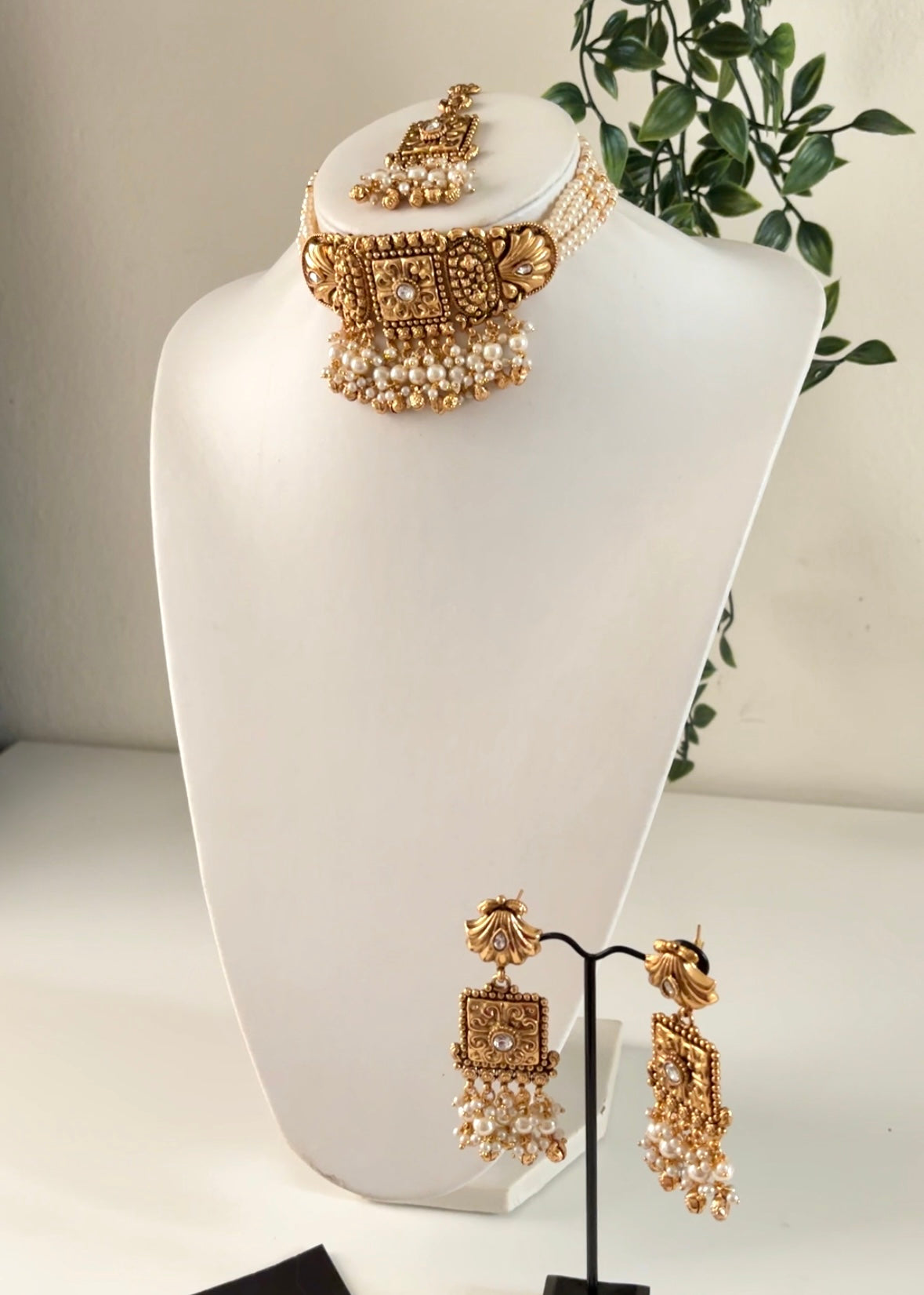 MAHAL - Heritage Gold Plated Choker Set