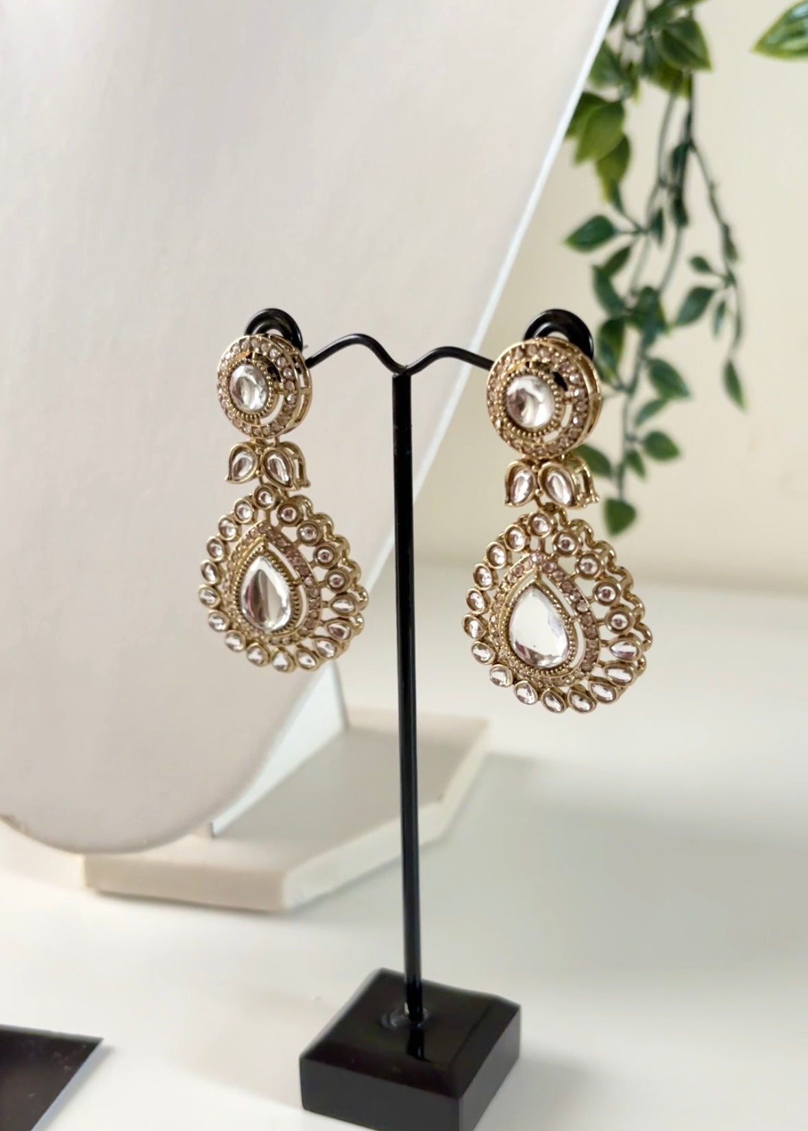 DANIA - Kundan Necklace