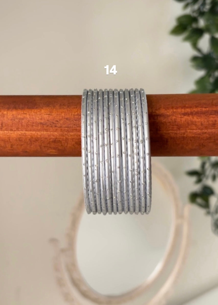 MATTE BANGLES - Bloc of 12
