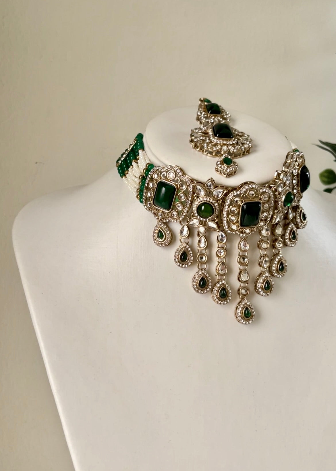 NEW - MIRAL - Kundan Choker Set