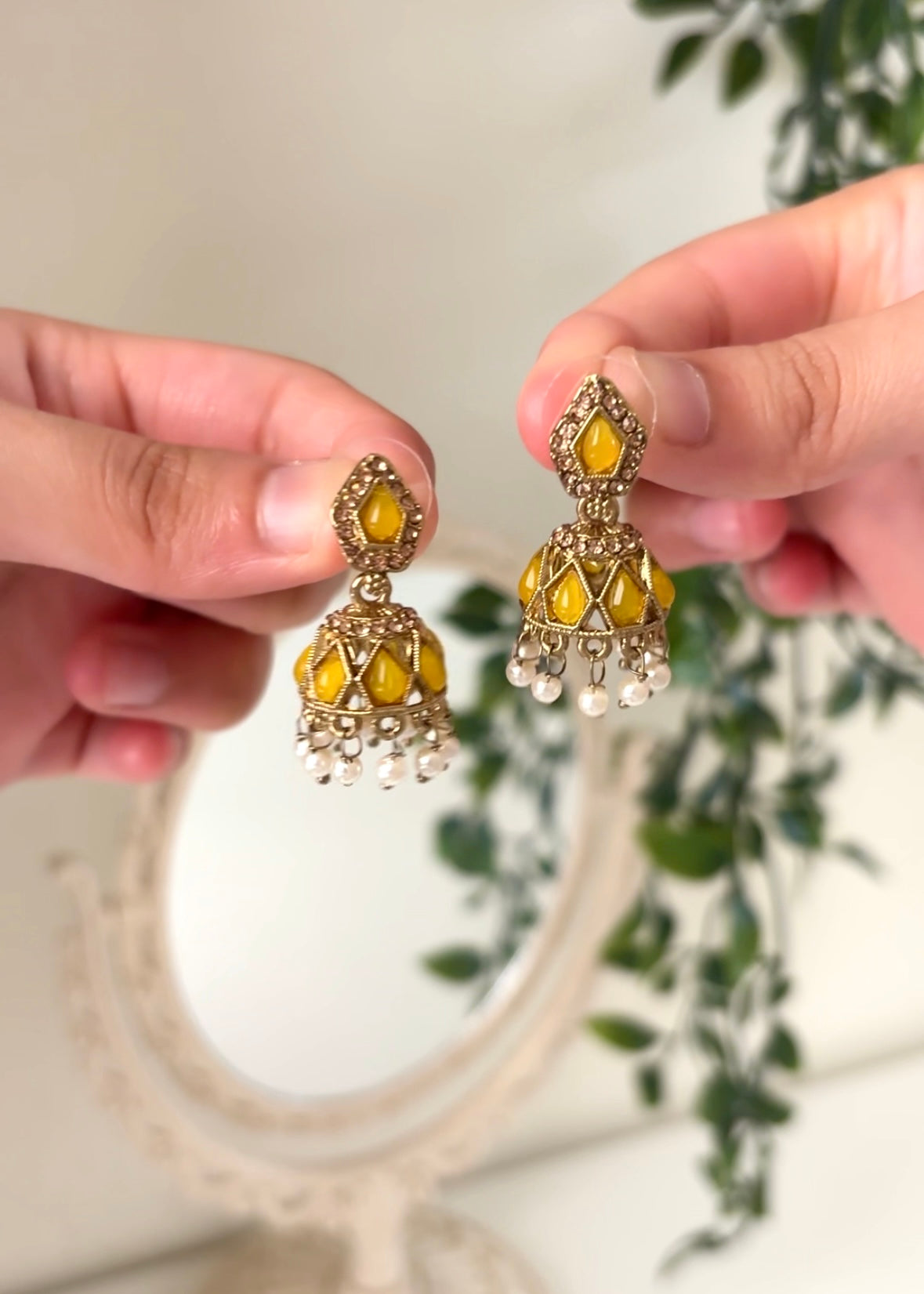 Mini Jhumki