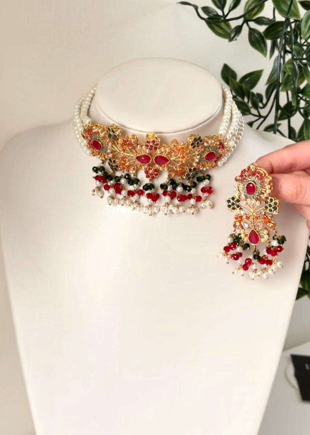 ARZU - Choker Set