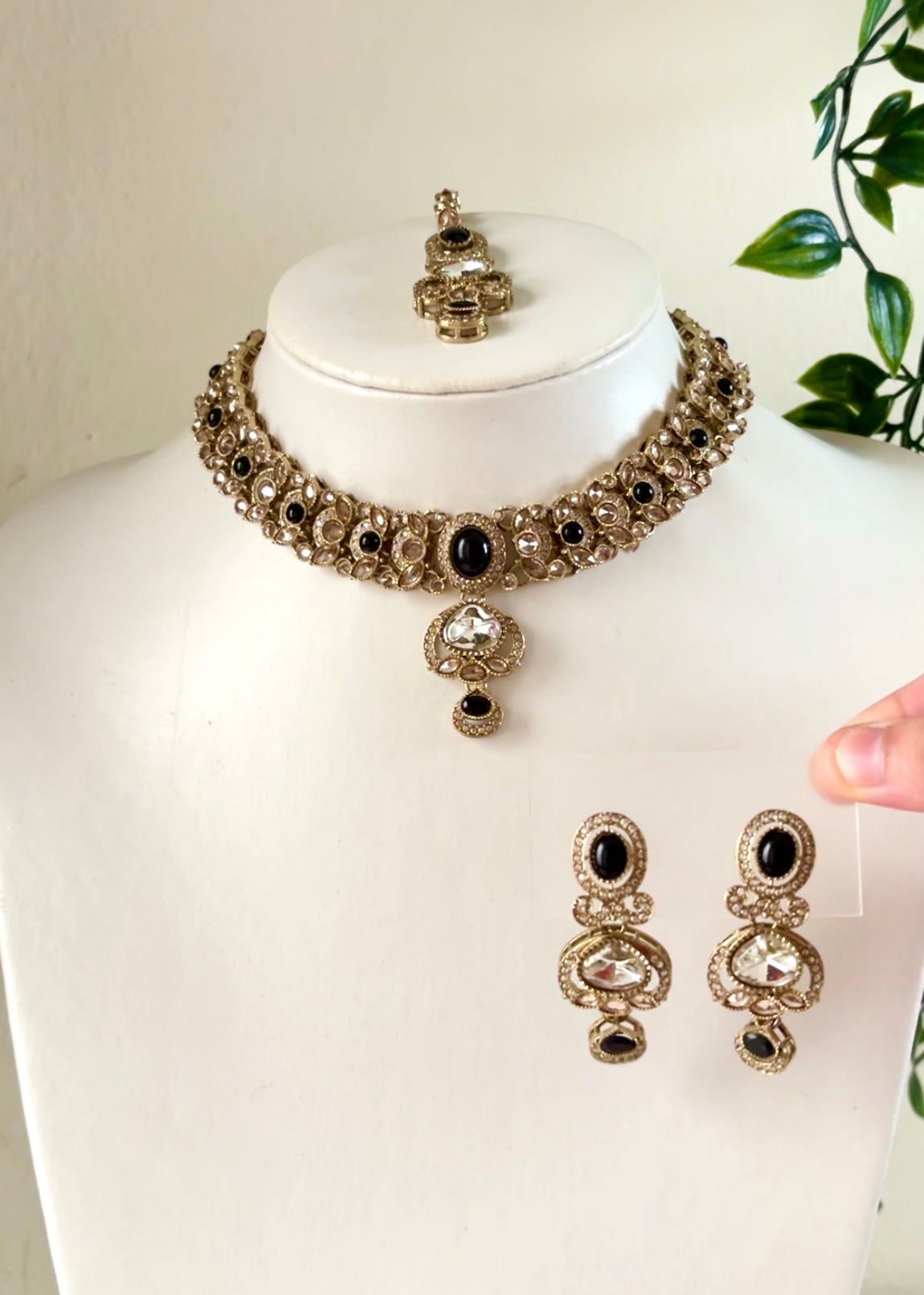 RIYA - Necklace Set