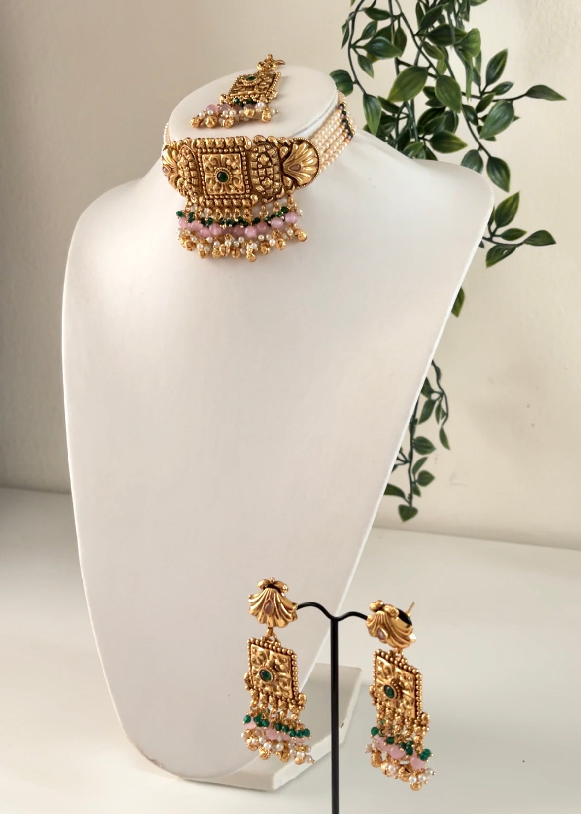 MAHAL - Heritage Gold Plated Choker Set
