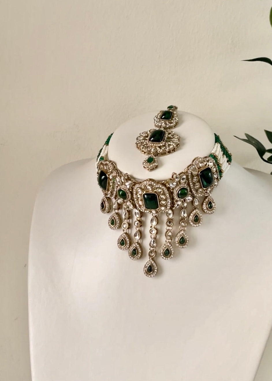 NEW - MIRAL - Kundan Choker Set