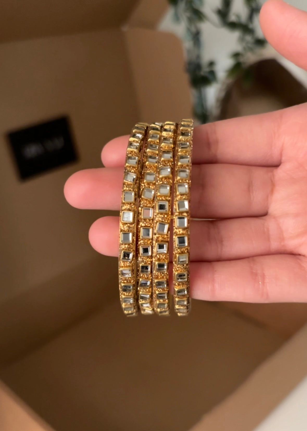 KUNDAN MIRROR BANGLES - Set of 4