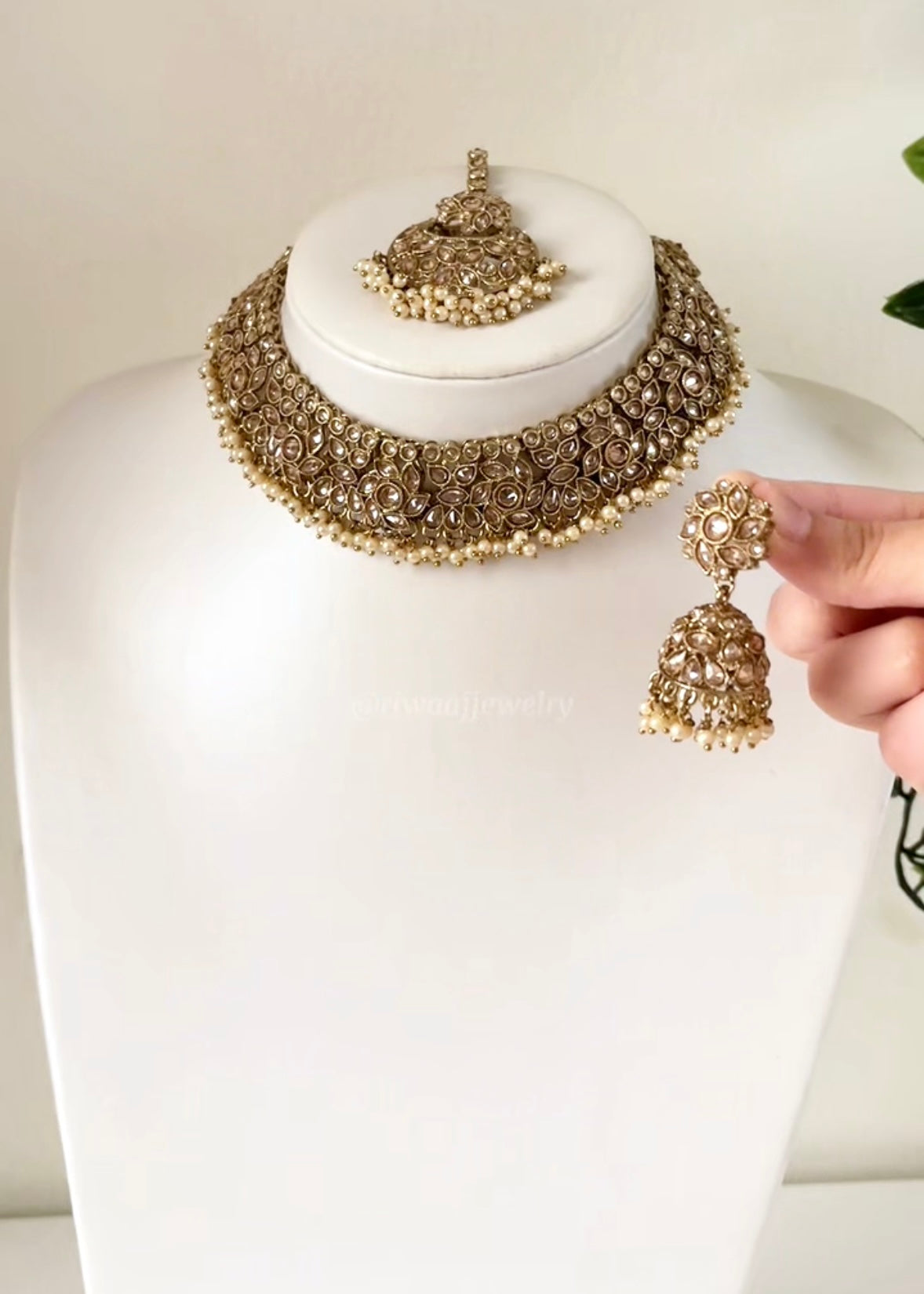 AMAL - Necklace Set