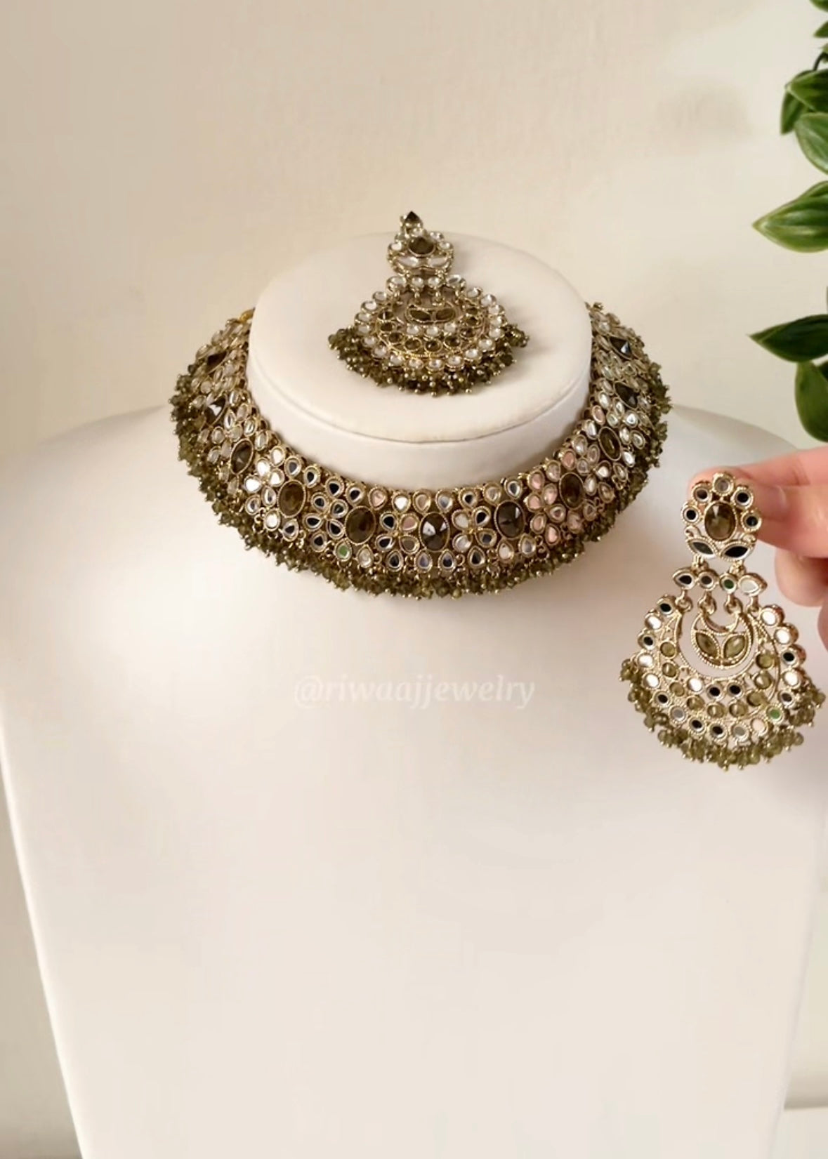 KANWAL - Mirror Necklace Set