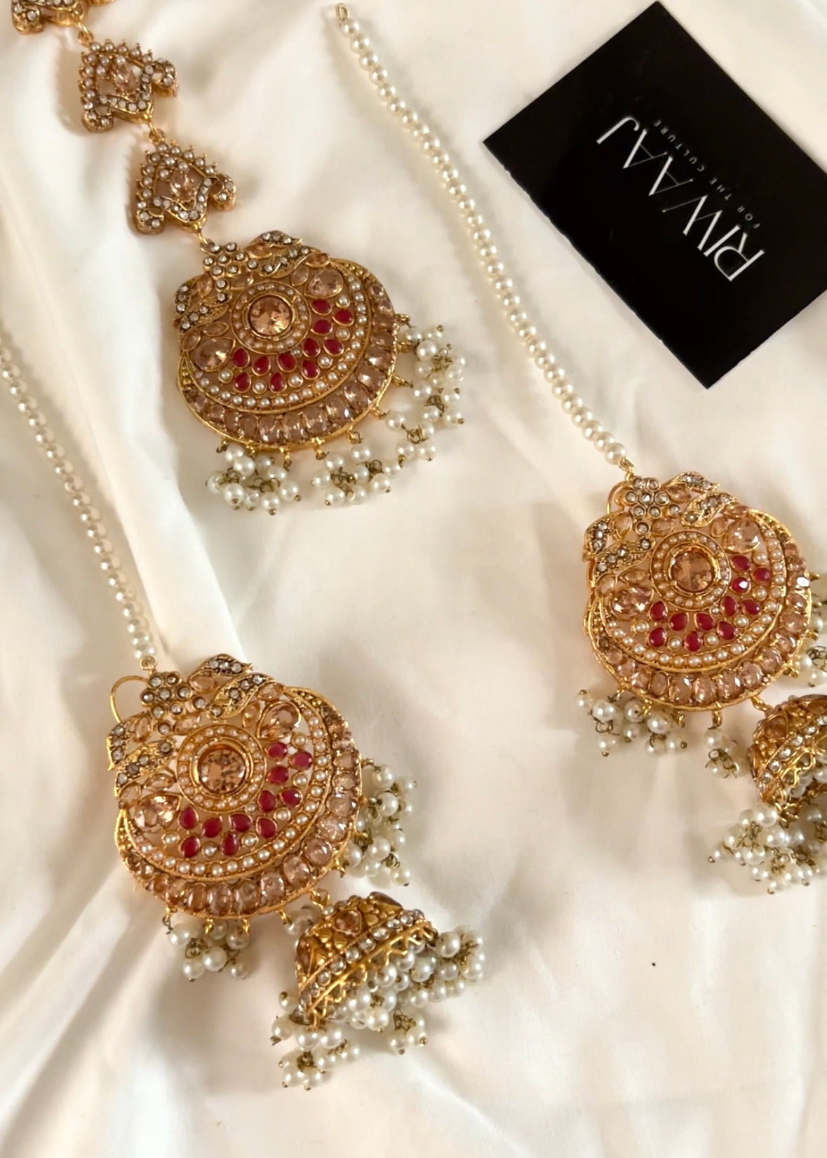 INAHIL - Naurantan Jhumka Tikka Set