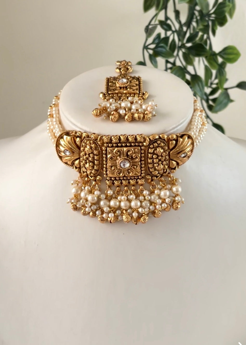 MAHAL - Heritage Gold Plated Choker Set