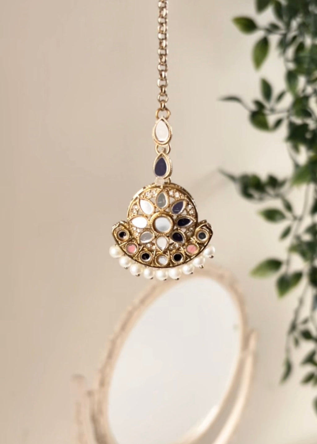 AINA - Jhumka Tikka Set