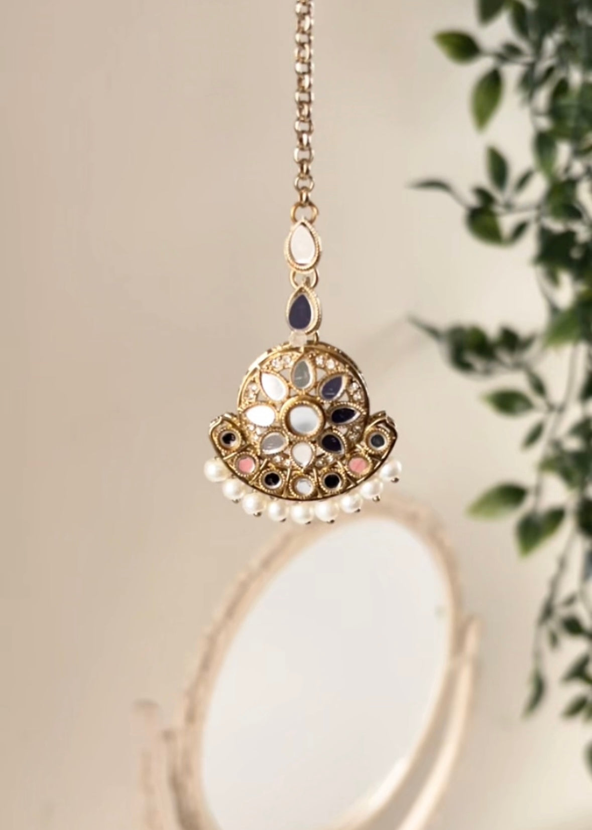 AINA - Jhumka Tikka Set