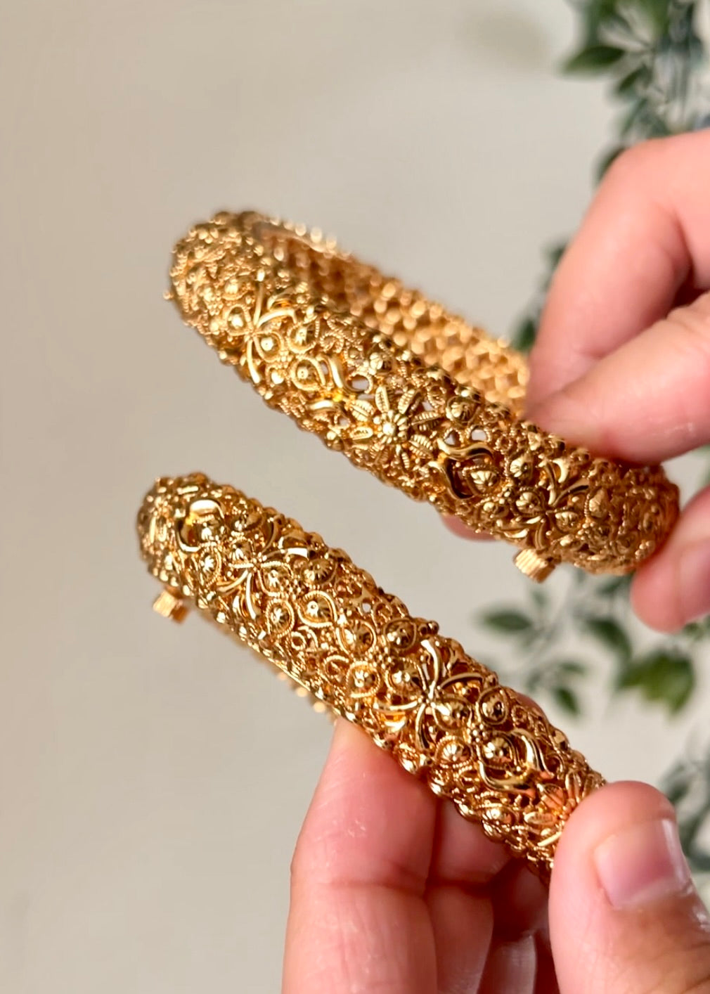 AVNI - Gold Statement Bangles