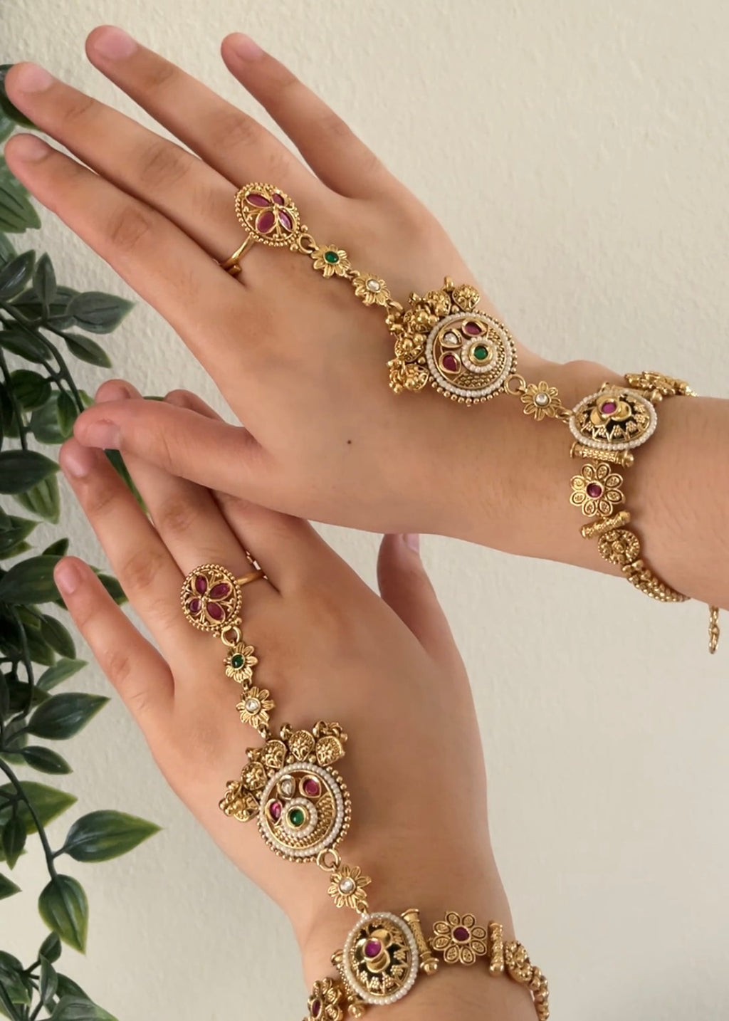 SHELA - Heritage-Inspired Hathphool (pair)