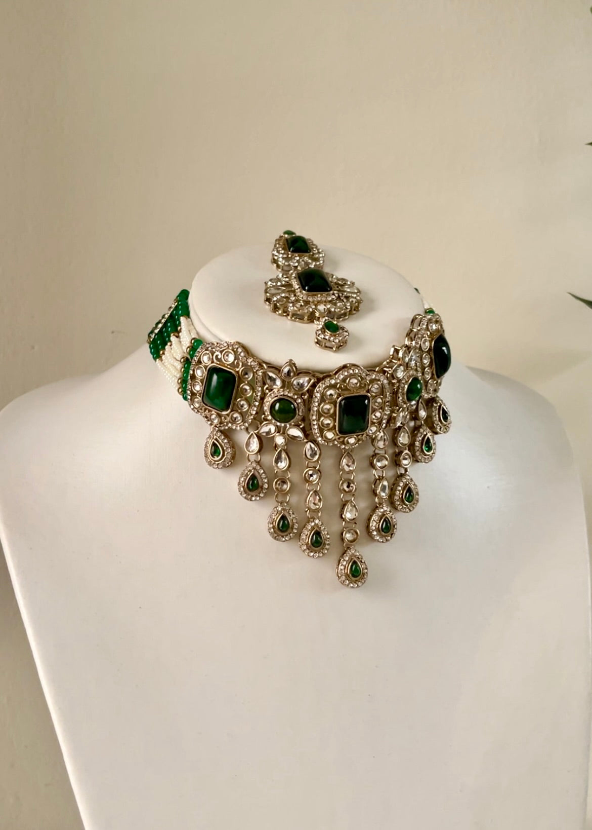 NEW - MIRAL - Kundan Choker Set