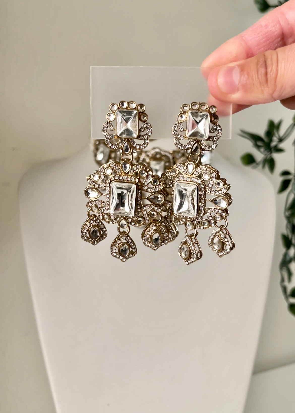 NEW - MIRAL - Kundan Choker Set
