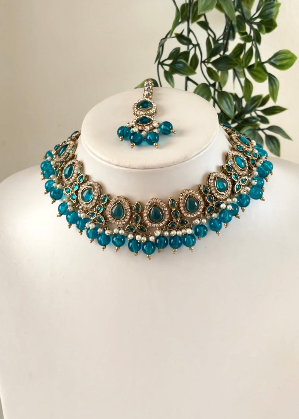 MIYAL - Necklace Set