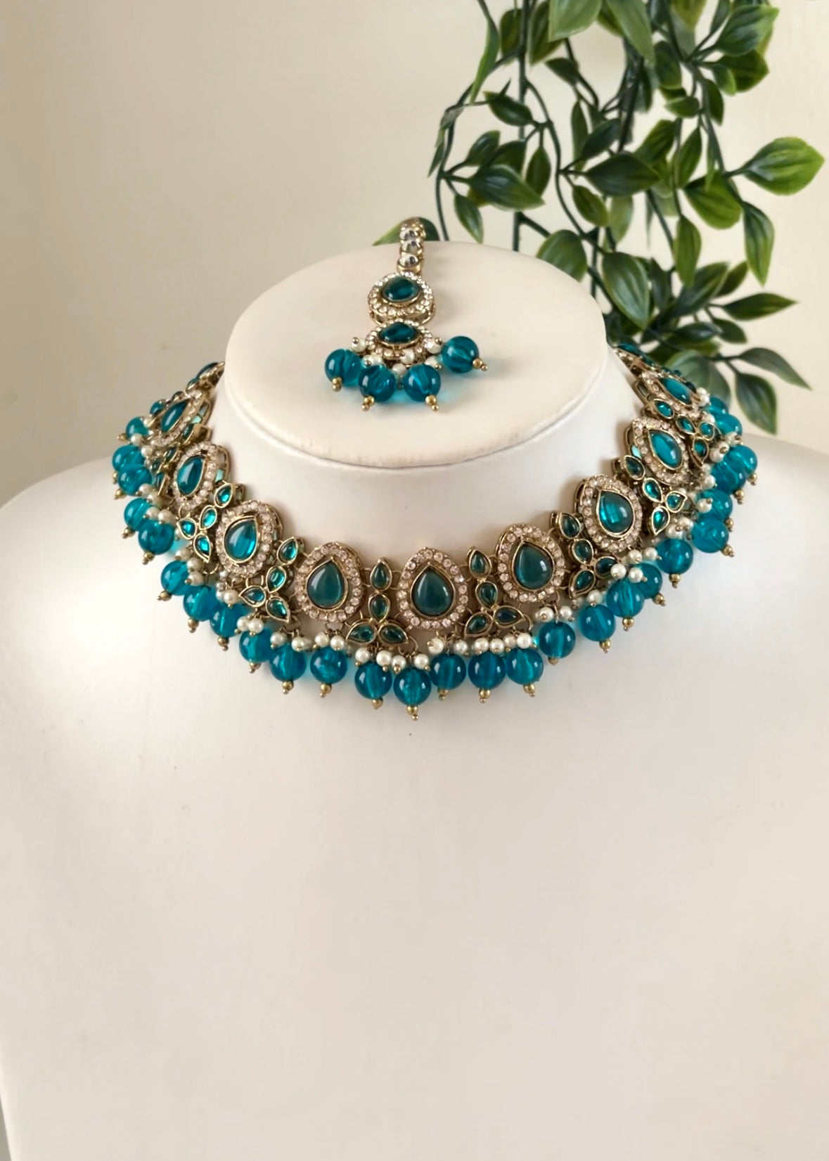 MIYAL - Necklace Set