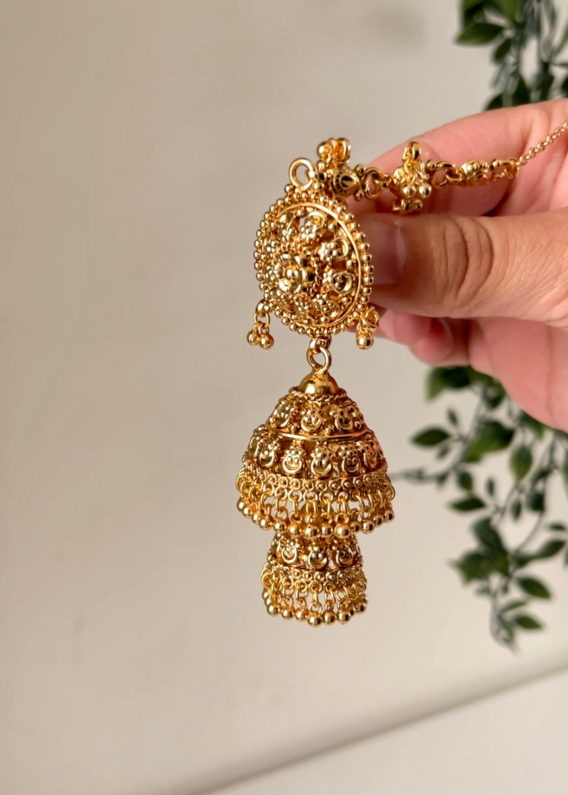 VAMIKA - Gold Statement Jhumka