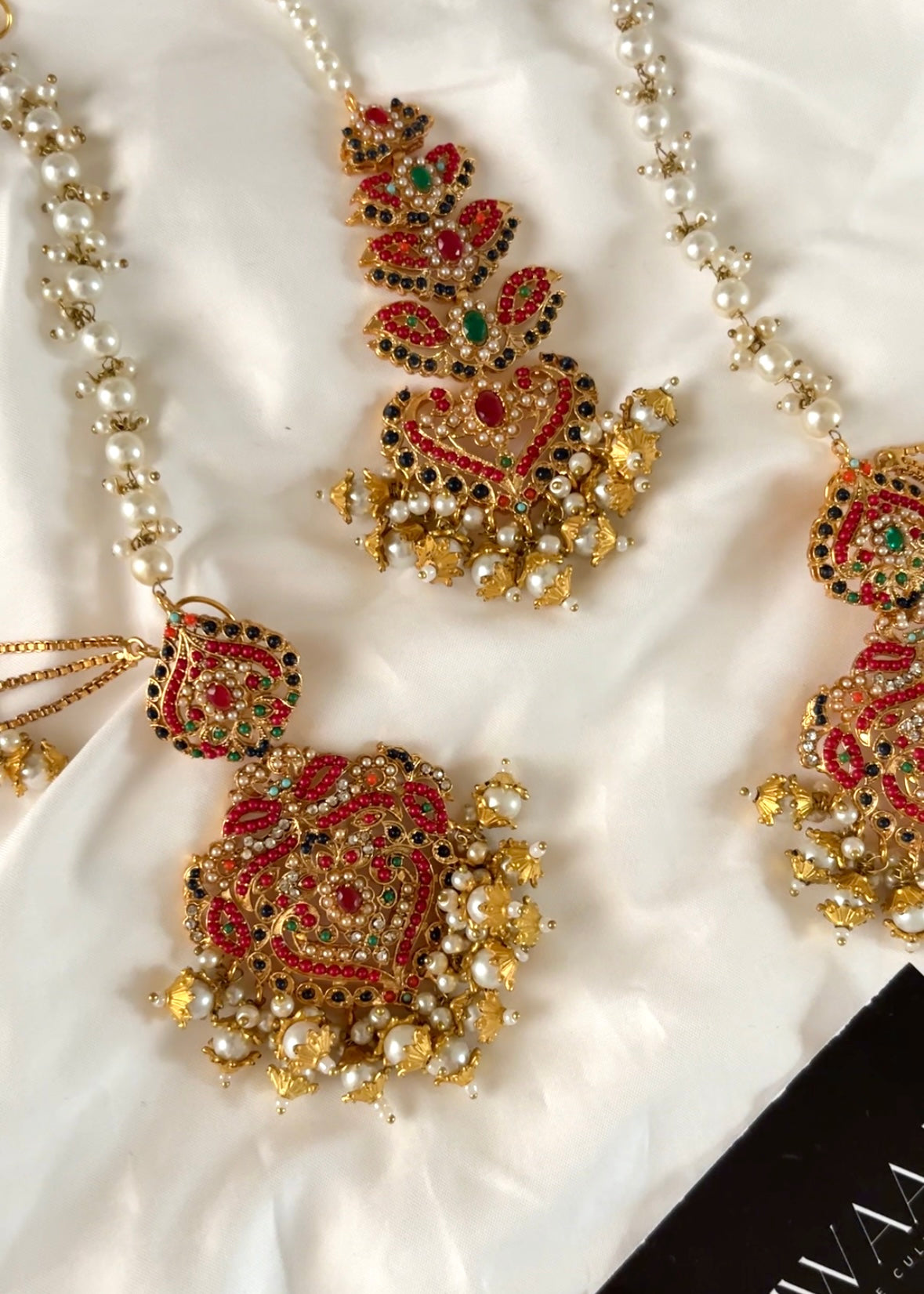 SABOOR - Tikka Sahara Earrings Set (detachable)