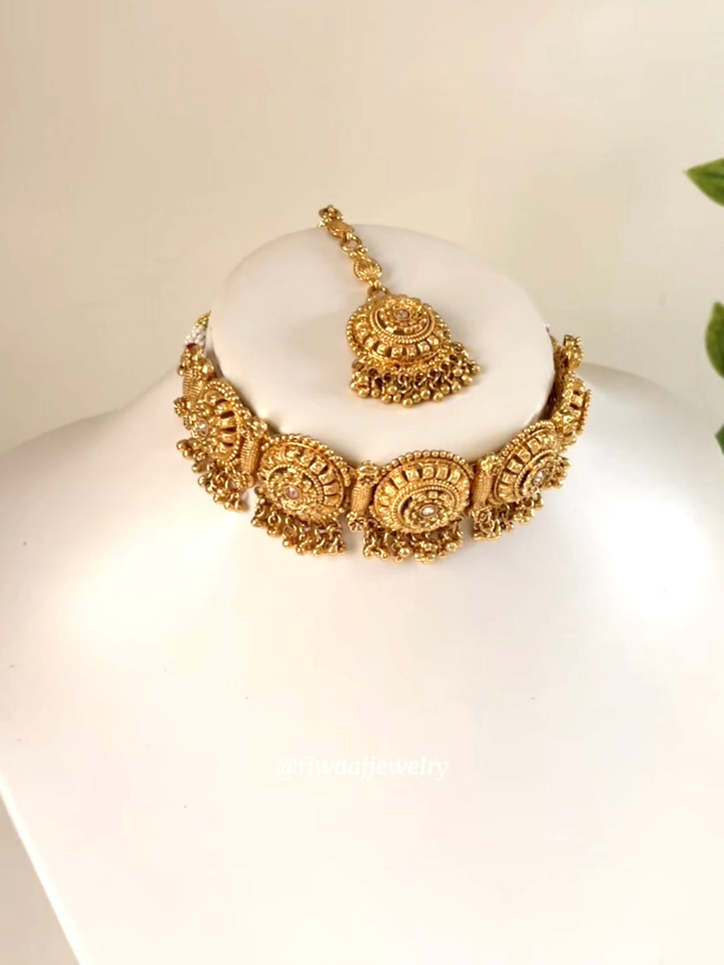 SONA - Gold Plated Choker Set