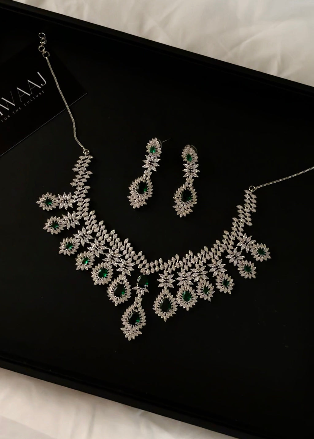 AD Silver Emerald Necklace Set