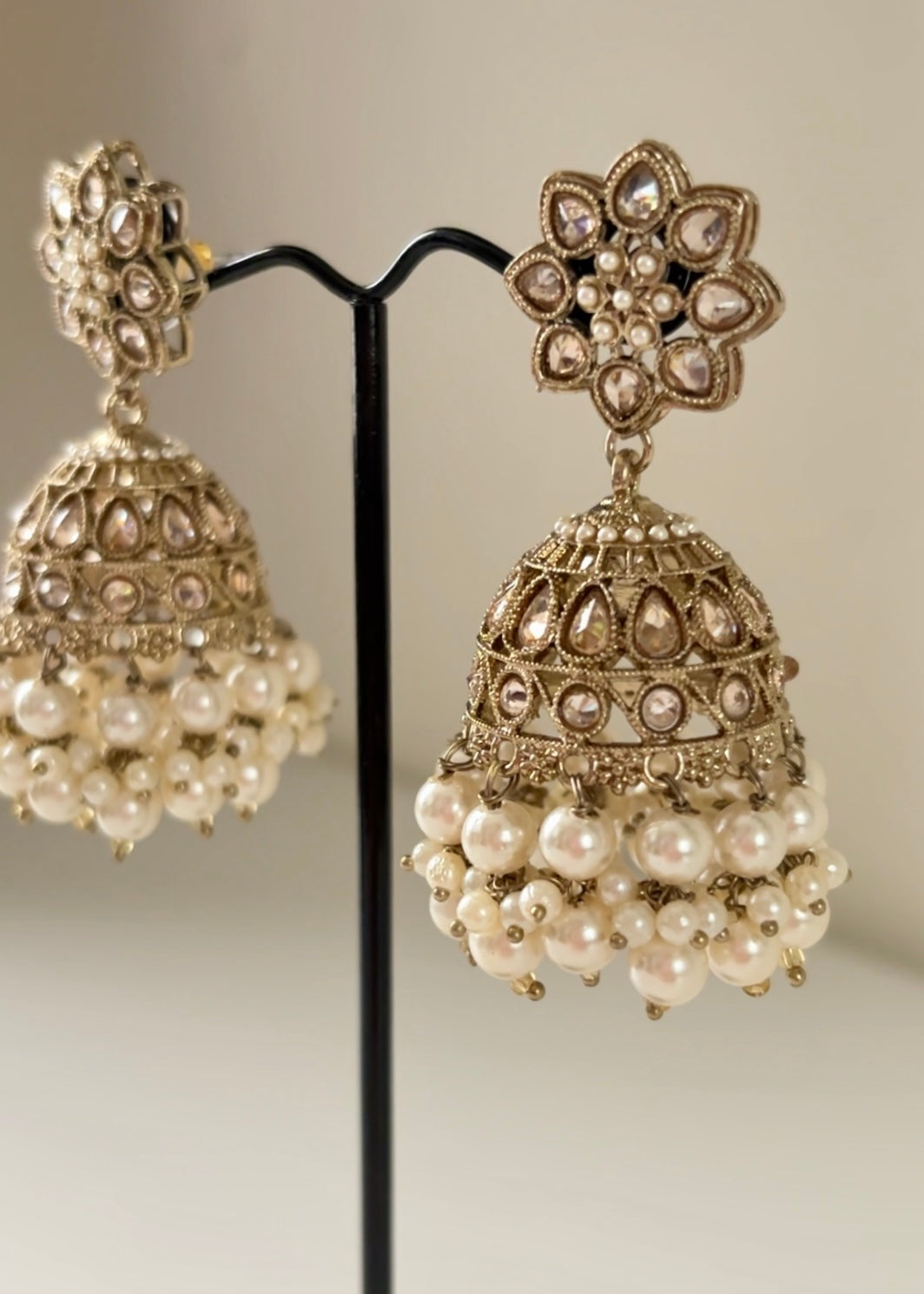 SABOOR - Golden Jhumka