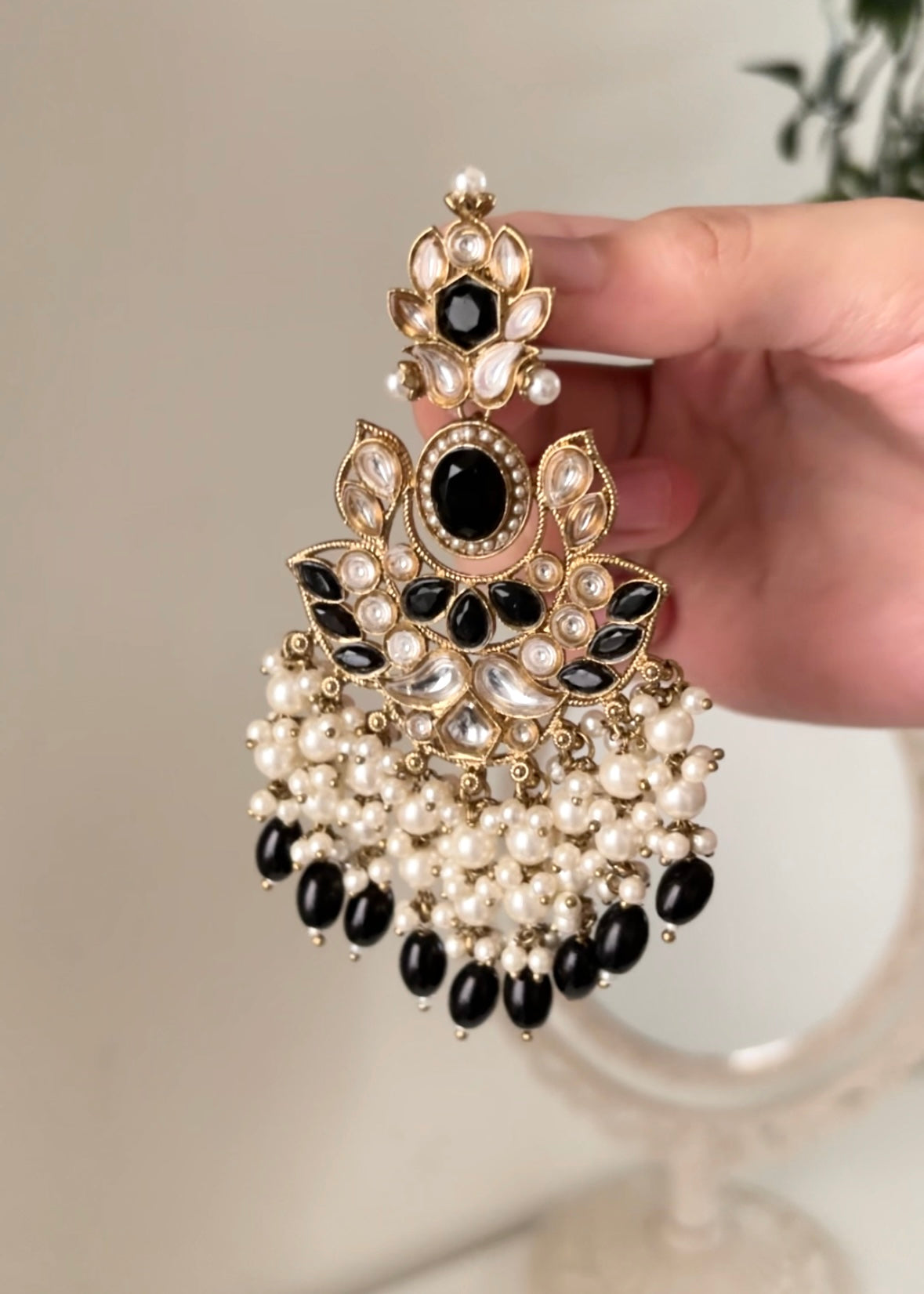 ZEENAT - Statement Earrings