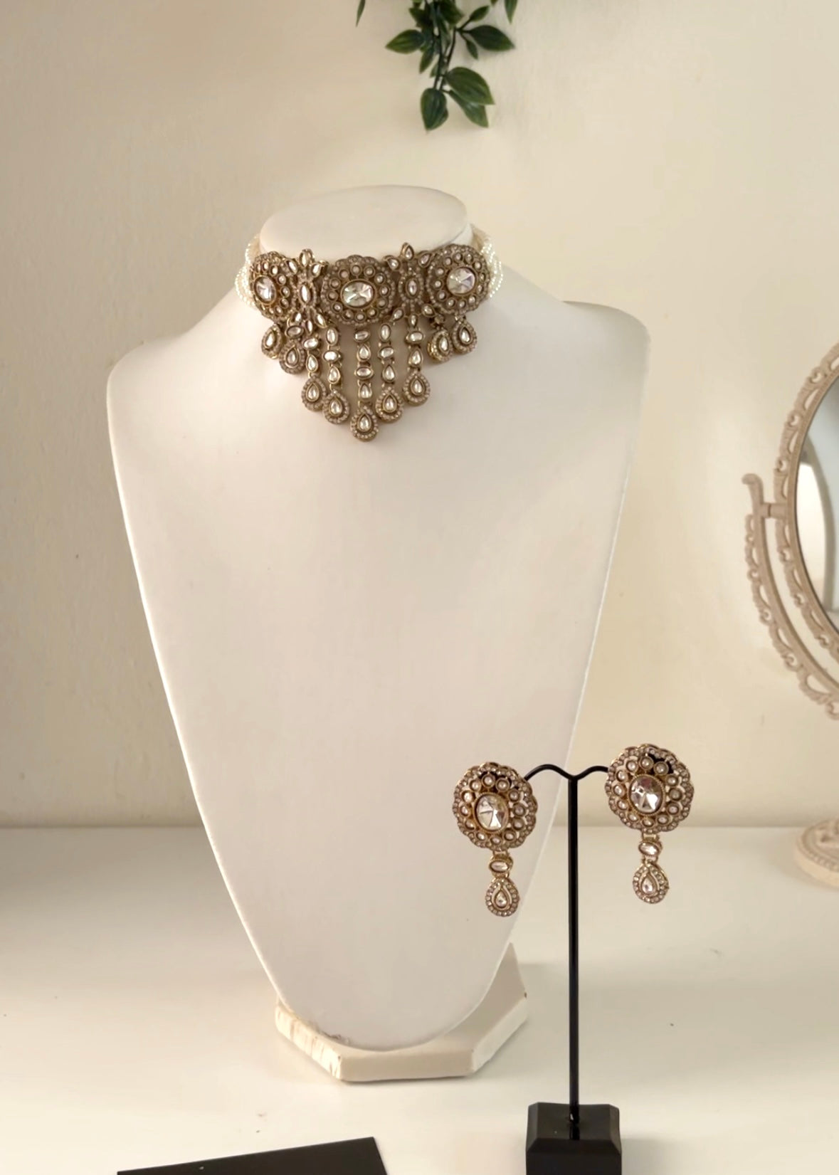 HEERA - Choker Set