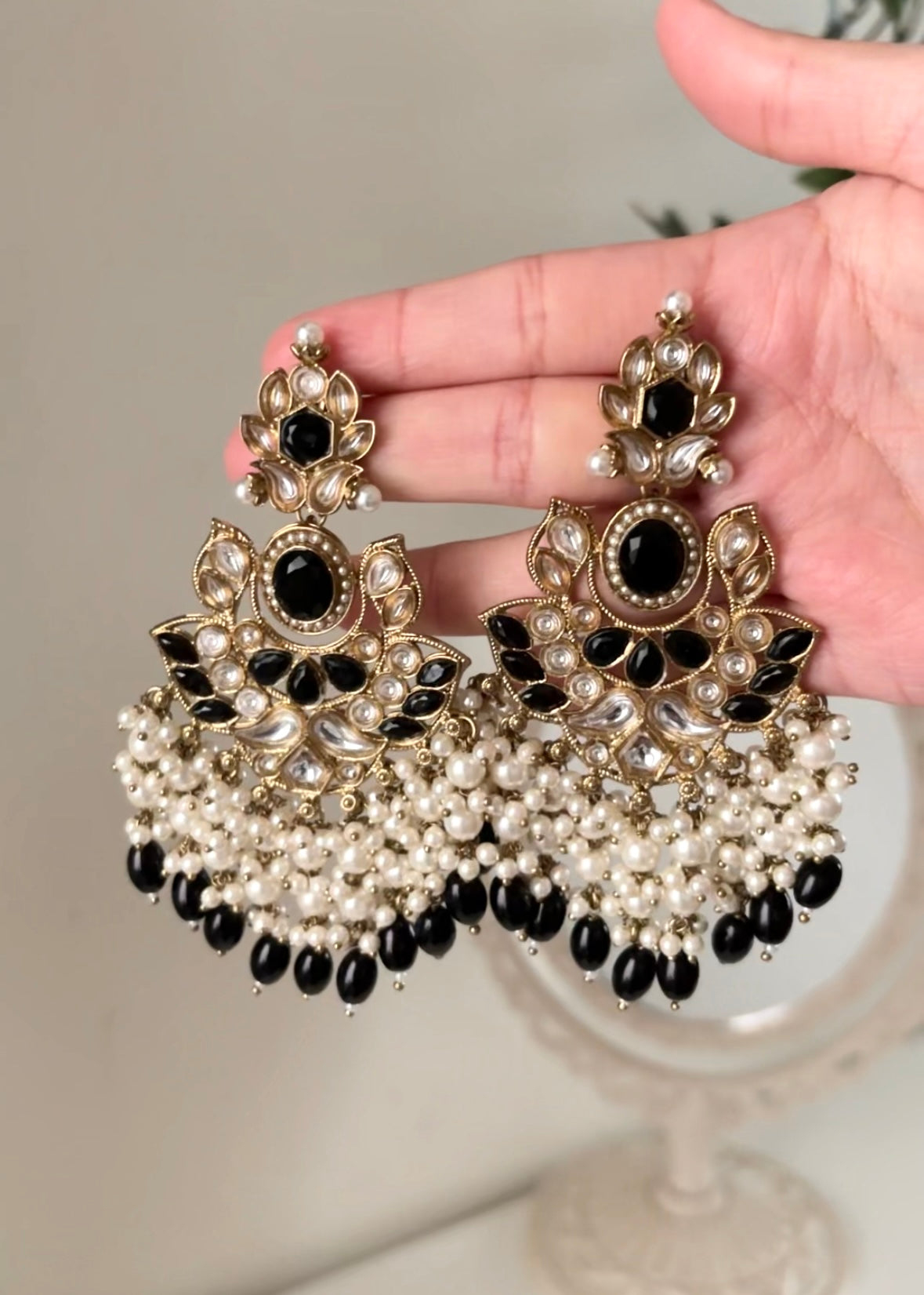 ZEENAT - Statement Earrings