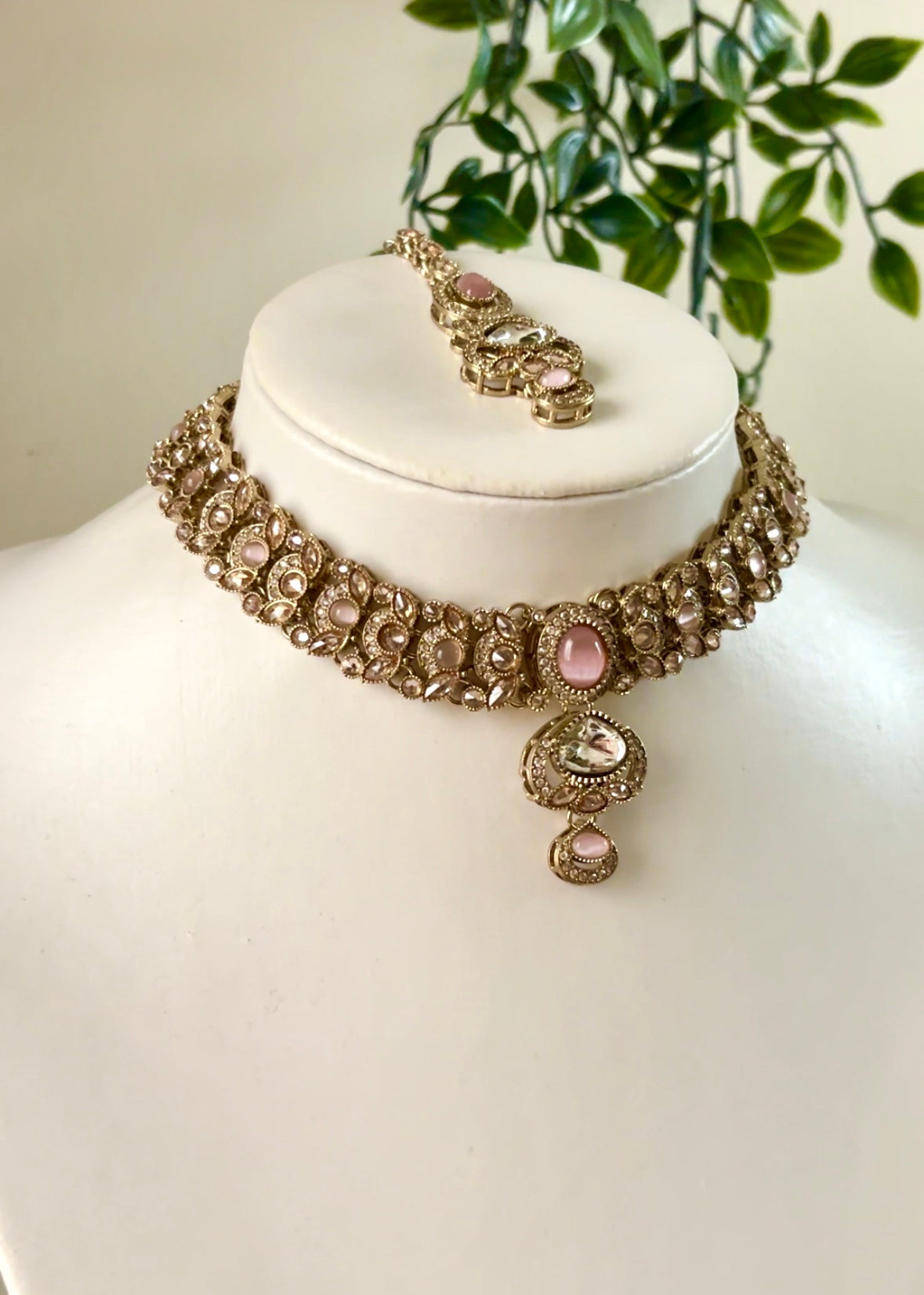 RIYA - Necklace Set