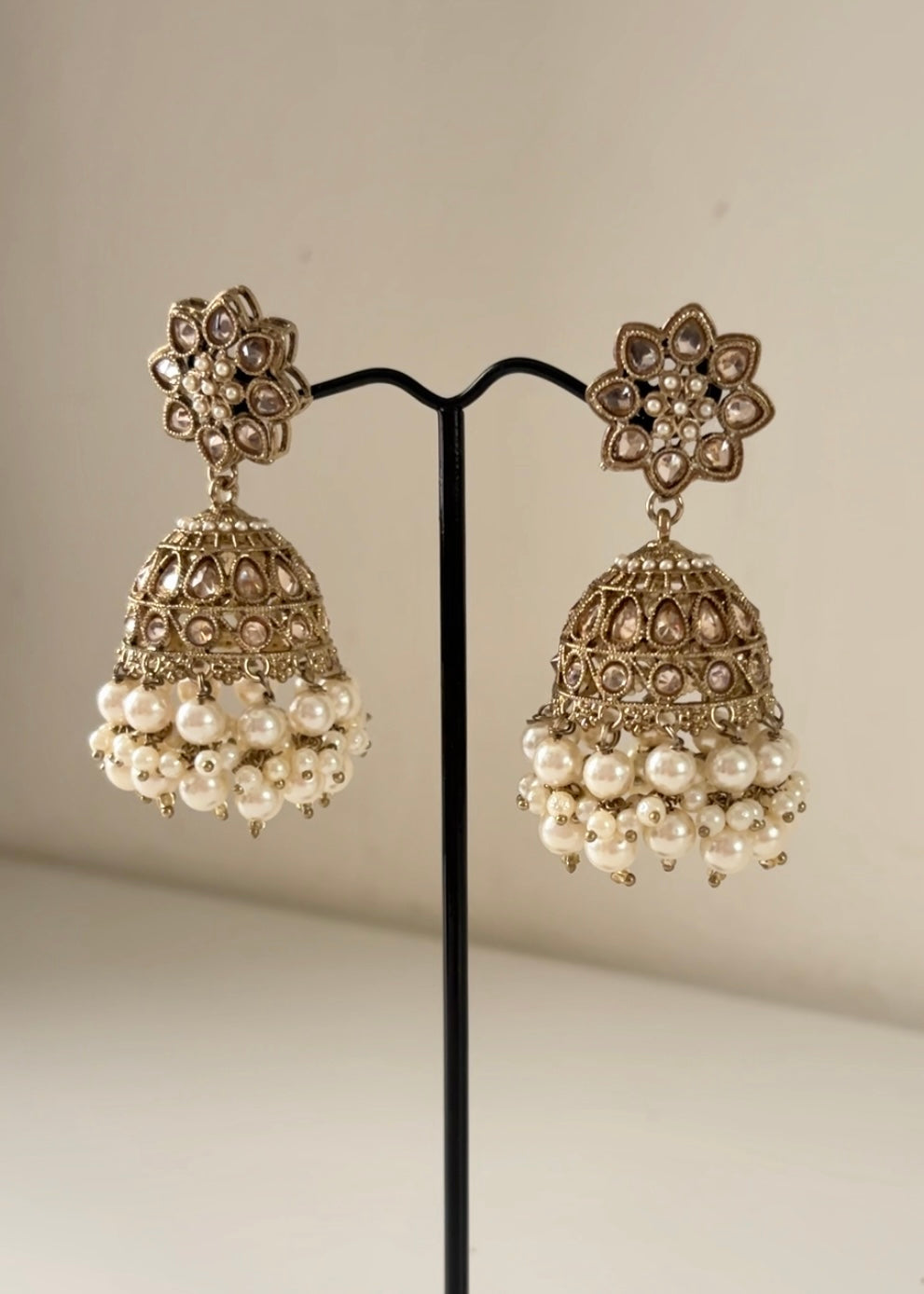 SABOOR - Golden Jhumka