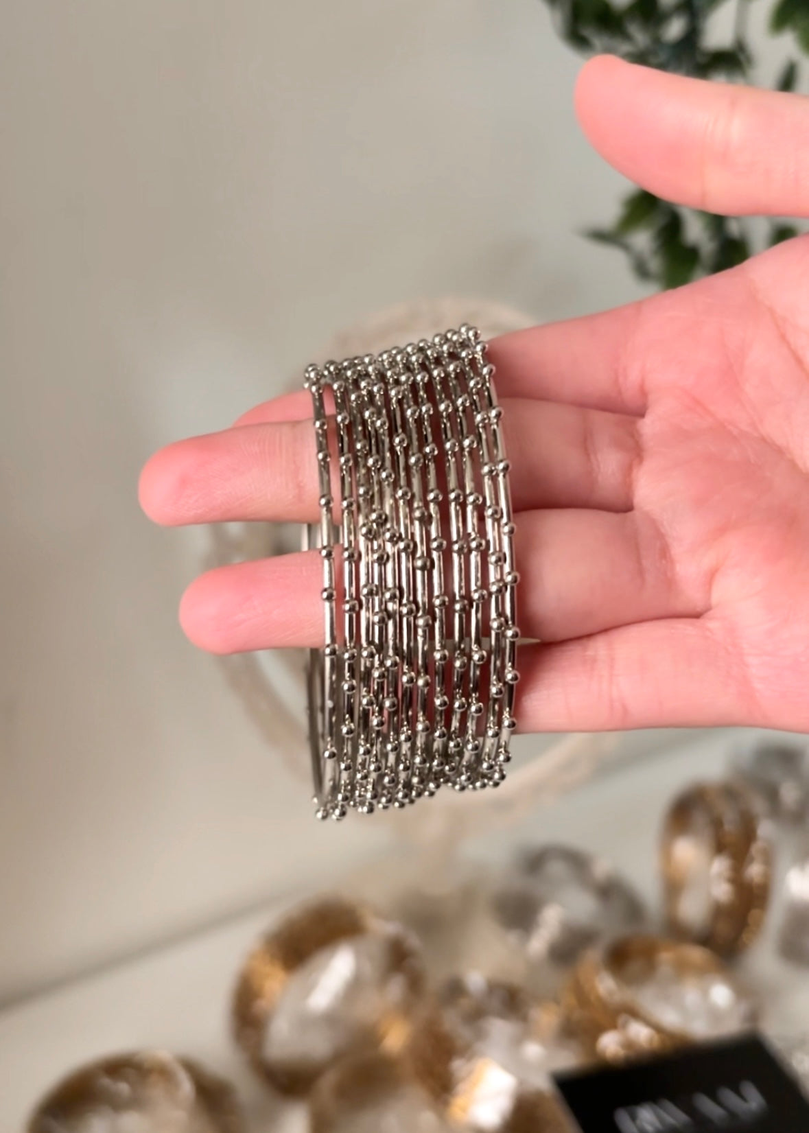 Classic Vintage Metal Bangles (bloc of 12)