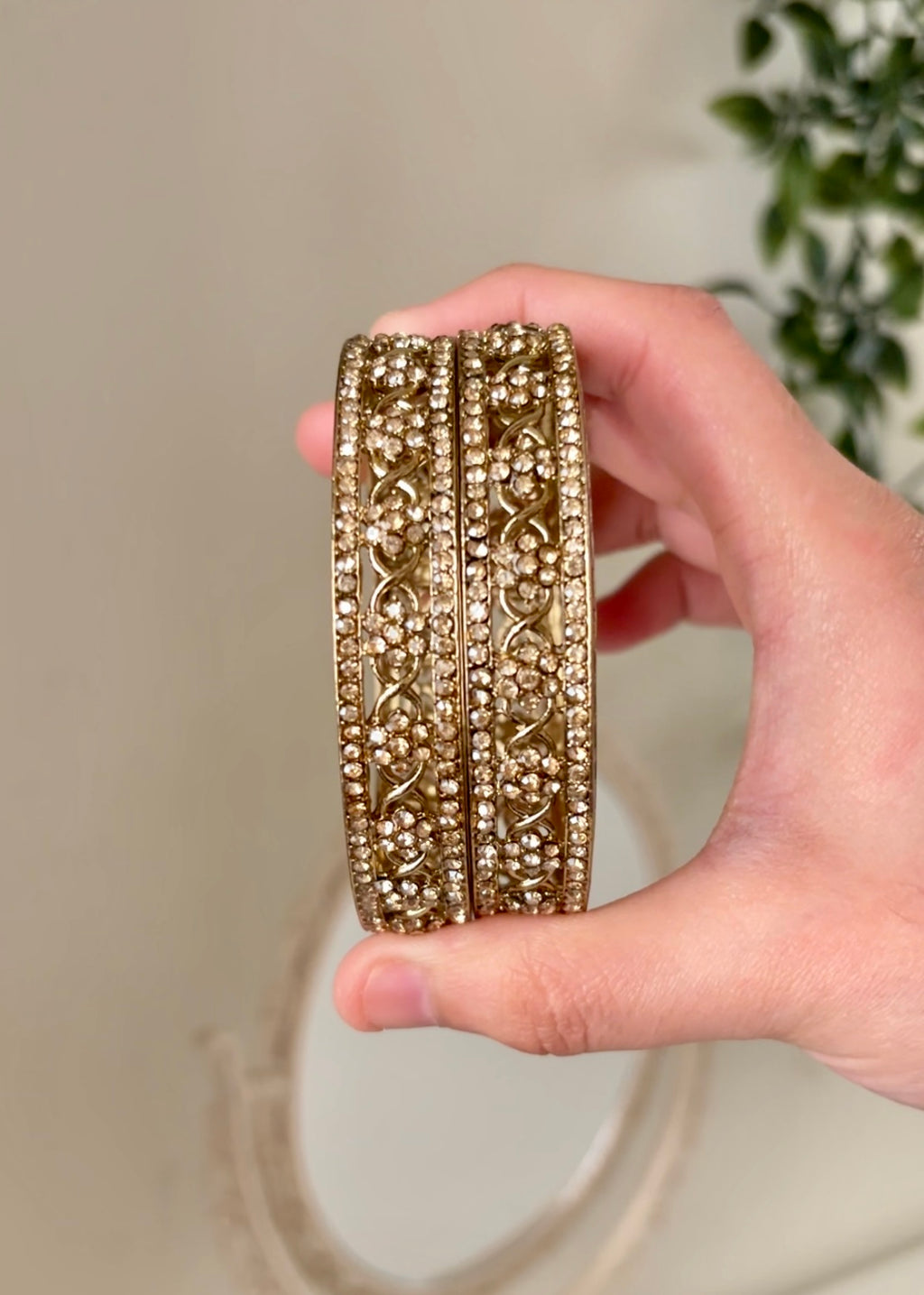 GOLDEN FLOWER - Bangles