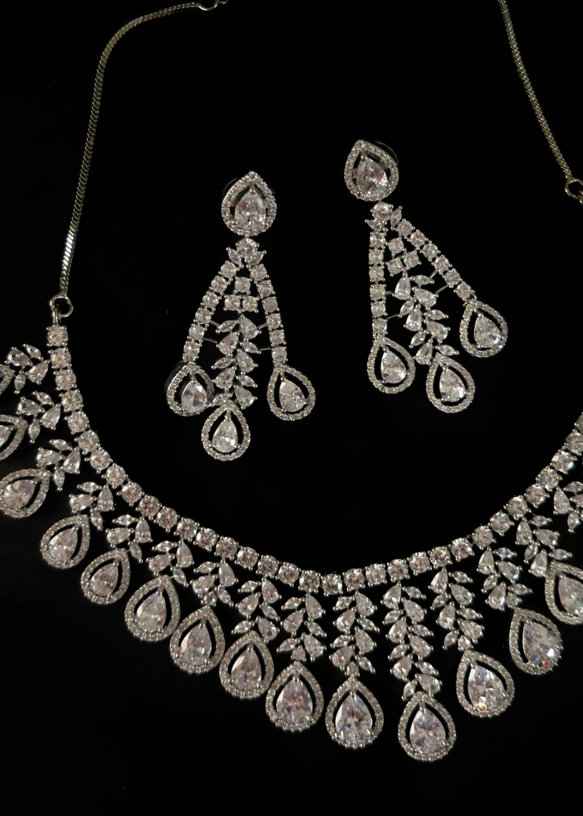 AD Silver Necklace Set