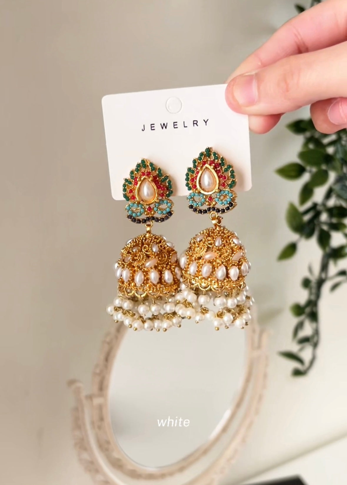 MINA - Pakistani Nauratan Jhumka
