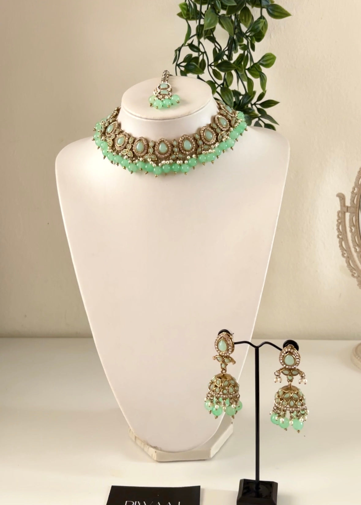 MIYAL - Necklace Set