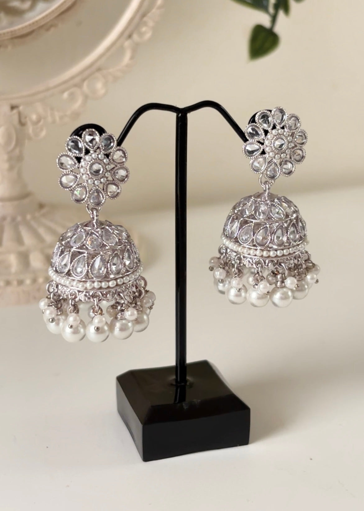 FLOR - Silver Jhumka