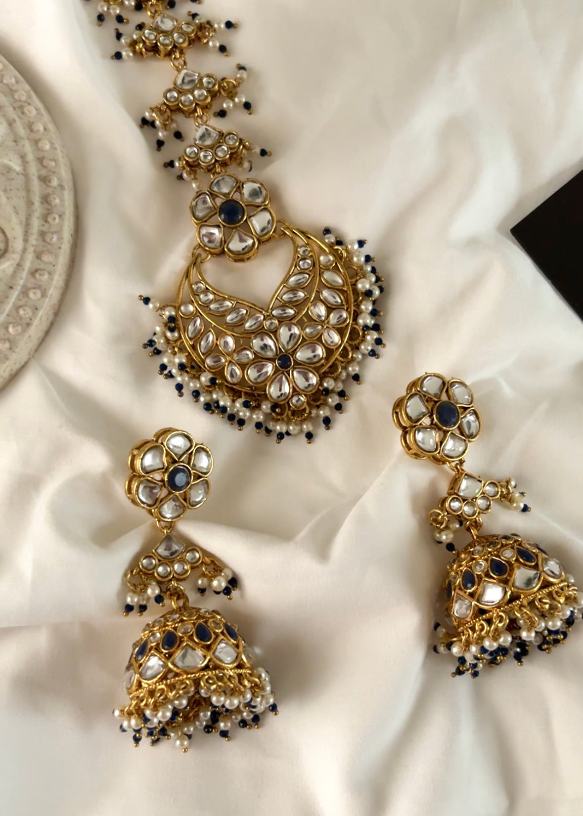 NAIMAL - Kundan Jhumka Tikka Set