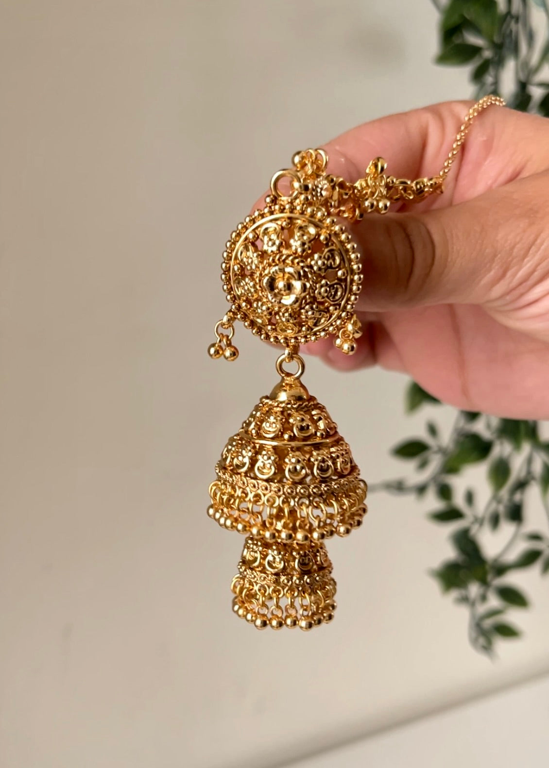 VAMIKA - Gold Statement Jhumka